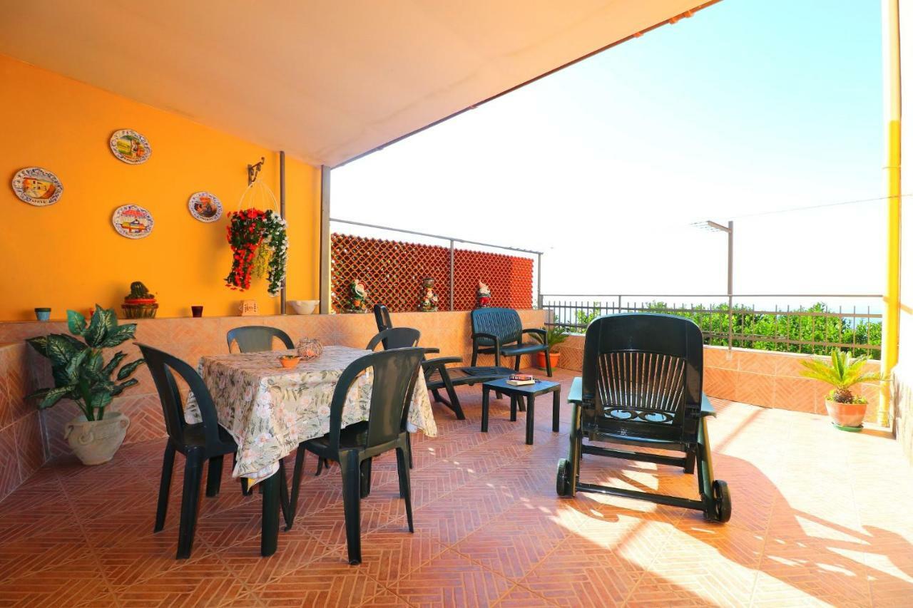 Апартаменты La Rosa Del Sud - De Vivo Realty Сорренто Экстерьер фото
