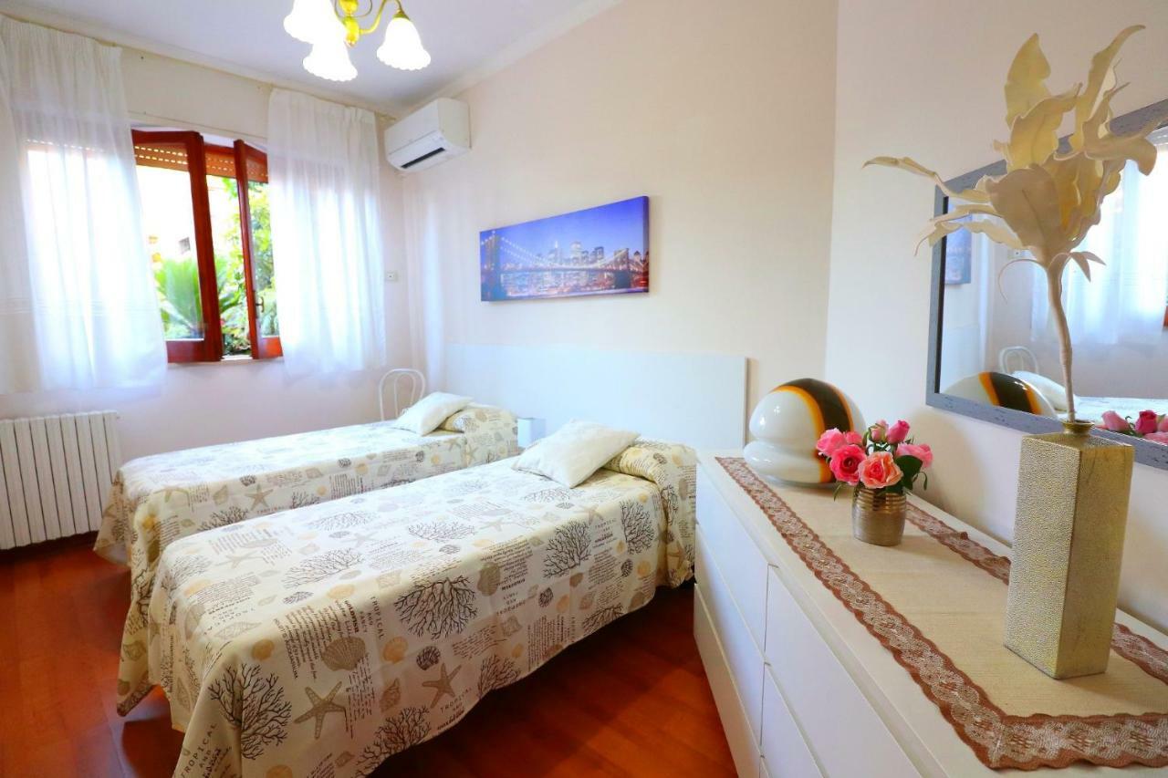 Апартаменты La Rosa Del Sud - De Vivo Realty Сорренто Экстерьер фото