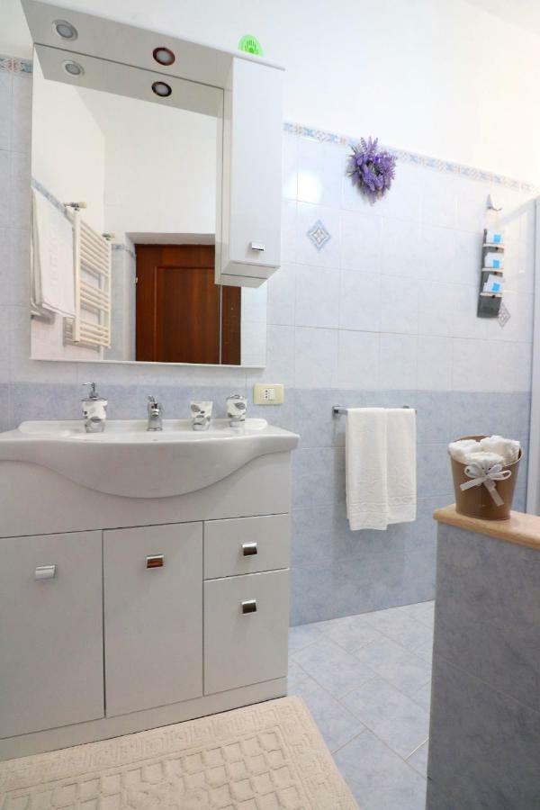 Апартаменты La Rosa Del Sud - De Vivo Realty Сорренто Экстерьер фото